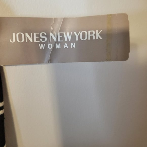 NWT Jones New York Black and Cream Sleeveless Knit Top Size 2X??????? - Picture 7 of 7